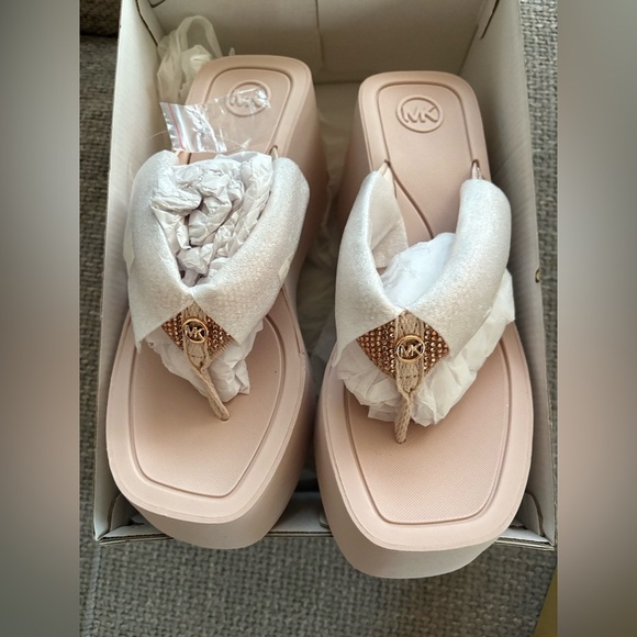 Michael Kors Glitter Chain Mesh Platform Sandals Size 9 Rose Gold - Picture 7 of 16